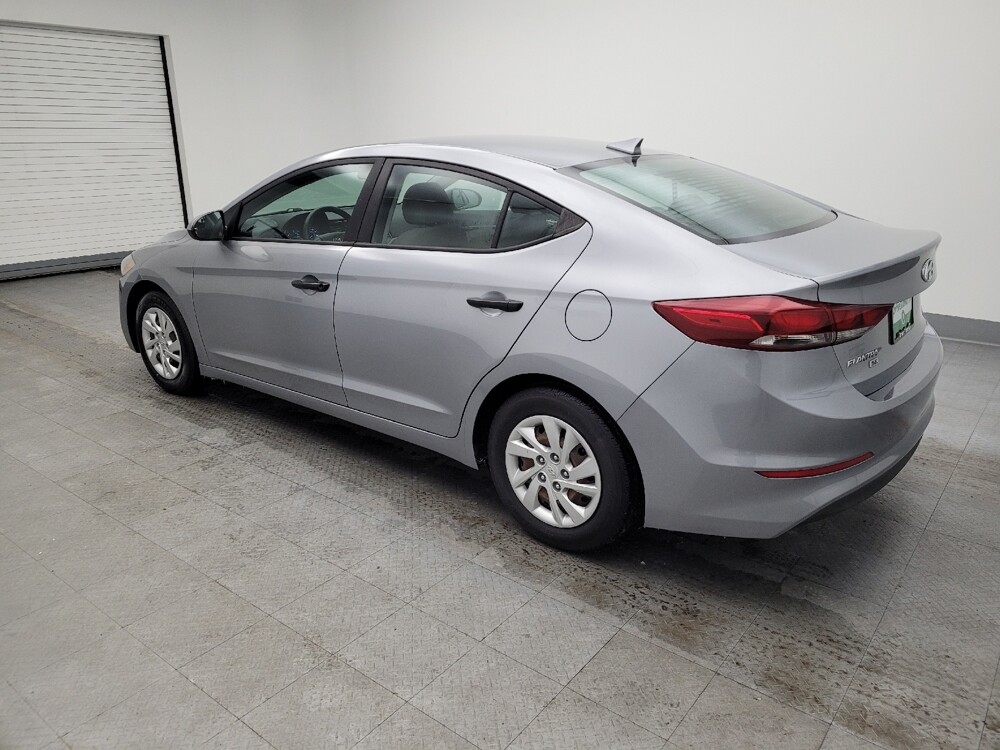 2017 Hyundai Elantra in Columbus, OH 43228 - 18087100 3
