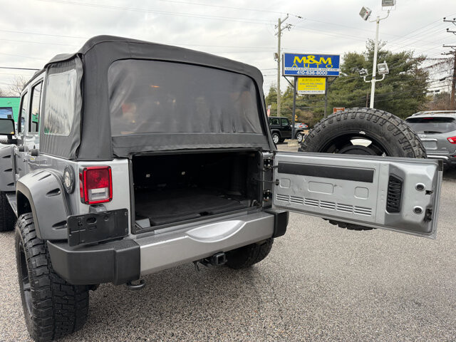 2017 Jeep Wrangler in Baltimore, MD 21225 - 18087108 18