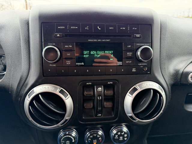 2017 Jeep Wrangler in Baltimore, MD 21225 - 18087108 37