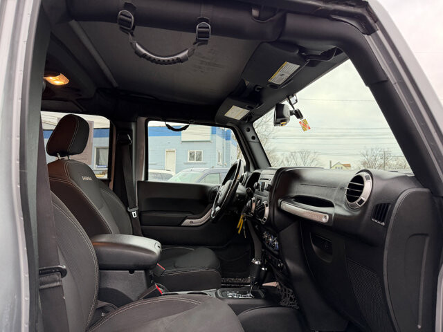 2017 Jeep Wrangler in Baltimore, MD 21225 - 18087108 22