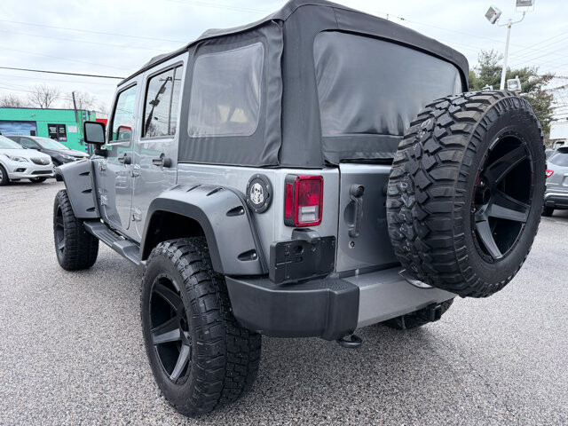 2017 Jeep Wrangler in Baltimore, MD 21225 - 18087108 7