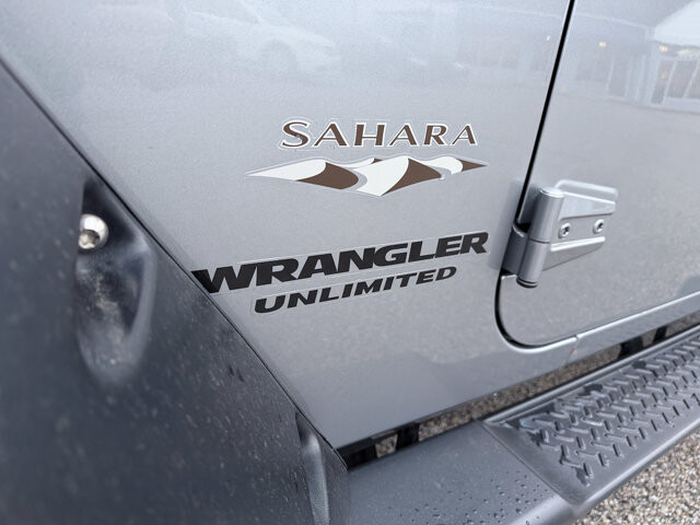 2017 Jeep Wrangler in Baltimore, MD 21225 - 18087108 11