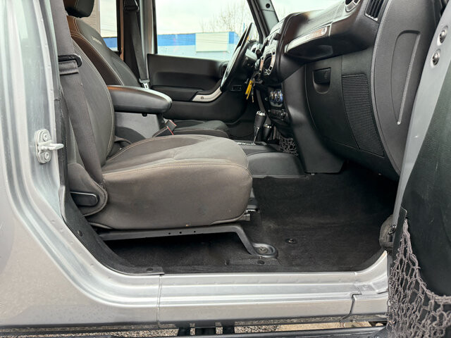 2017 Jeep Wrangler in Baltimore, MD 21225 - 18087108 20