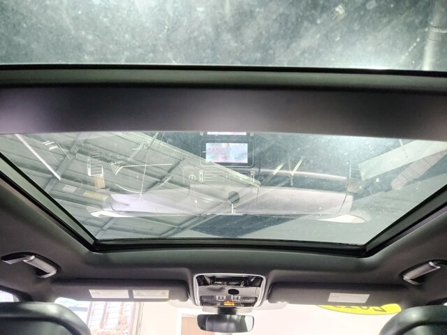 2019 Land Rover Range Rover in Cinnaminson, NJ 08077 - 18087115 16