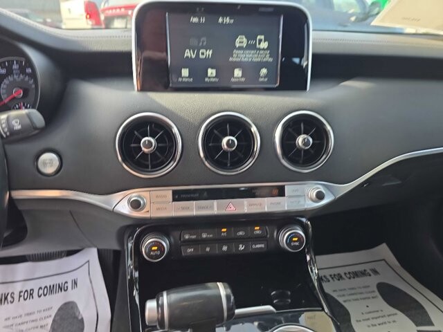 2018 Kia Stinger in Knoxville, TN 37912 - 18087122 9