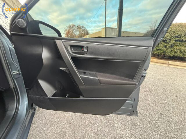 2016 Toyota Corolla in Decatur, GA 30032 - 18087126 35