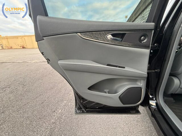 2019 Lincoln Nautilus in Decatur, GA 30032 - 18087127 45