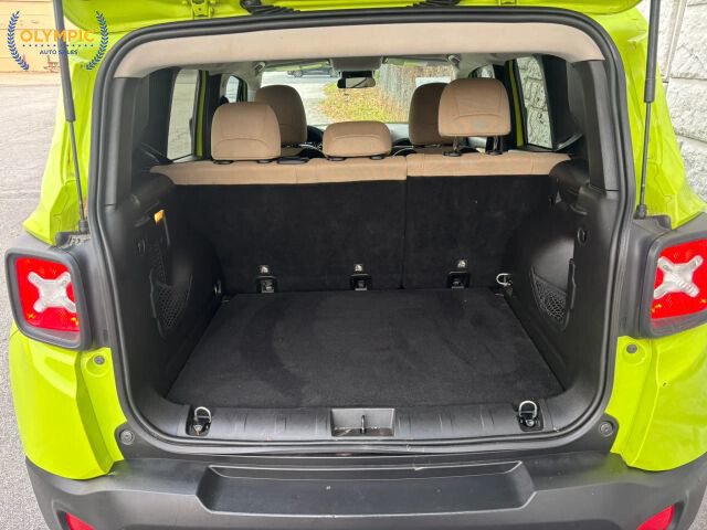 2018 Jeep Renegade in Decatur, GA 30032 - 18087128 42