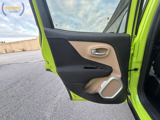 2018 Jeep Renegade in Decatur, GA 30032 - 18087128 40