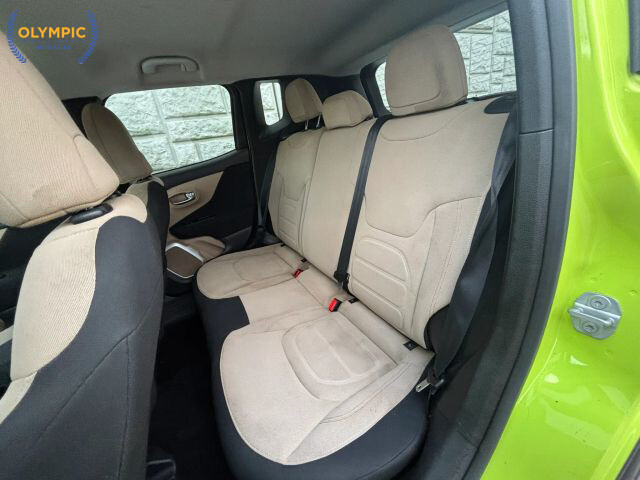 2018 Jeep Renegade in Decatur, GA 30032 - 18087128 35