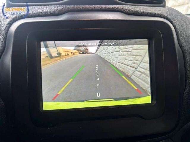 2018 Jeep Renegade in Decatur, GA 30032 - 18087128 28