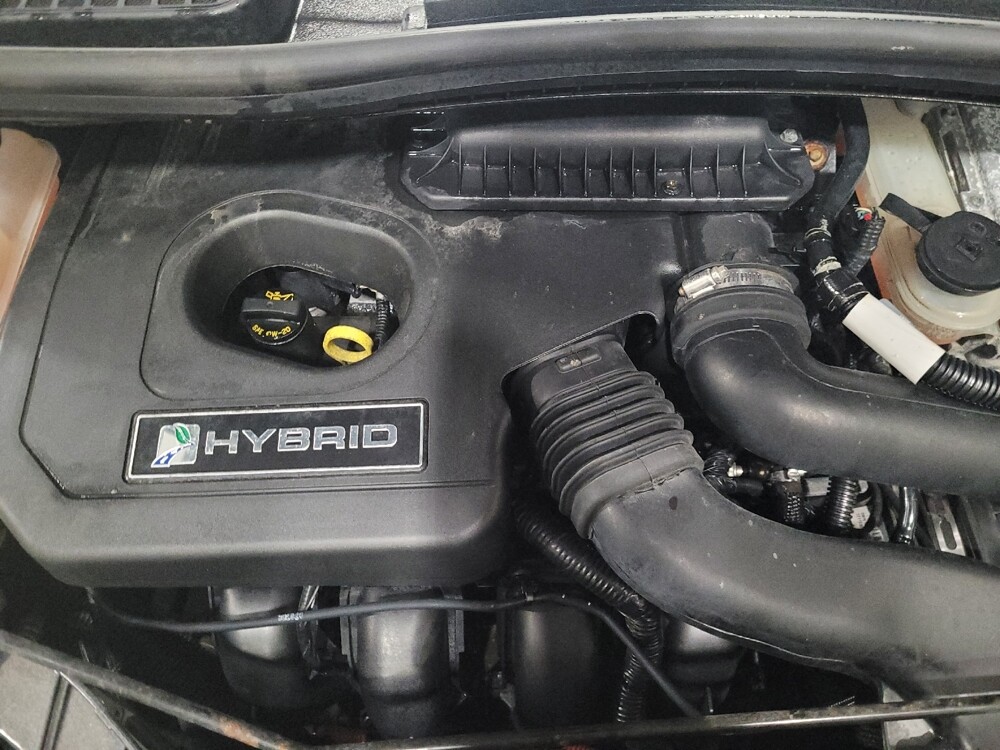 2017 Ford C-MAX in Temple Hills, MD 20746 - 18087134 30