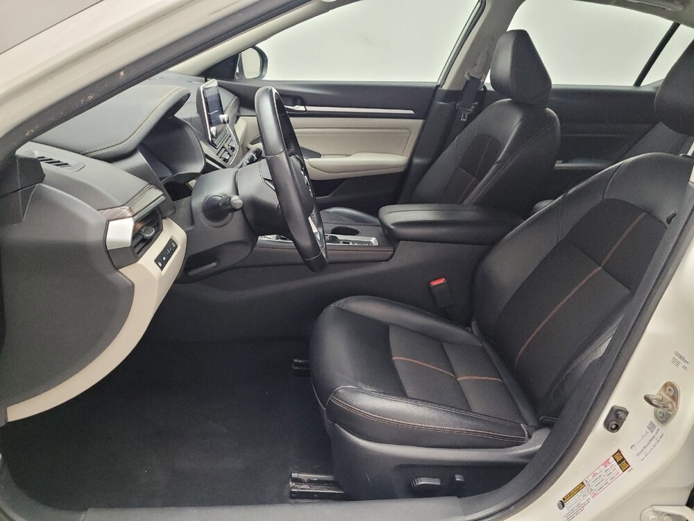 2019 Nissan Altima in Fresno, CA 93726 - 18087135 17