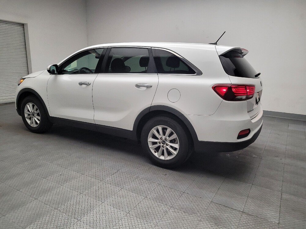 2019 Kia Sorento in Downey, CA 90241 - 18087136 3