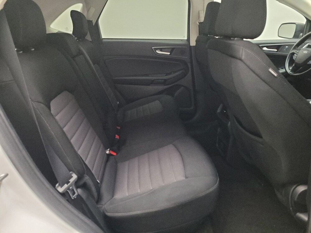 2020 Ford Edge in Downey, CA 90241 - 18087138 19