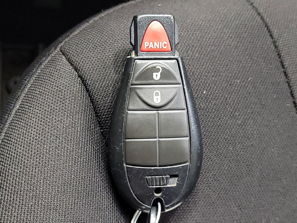 2019 Jeep Cherokee in Tulsa, OK 74145 - 18087156 32