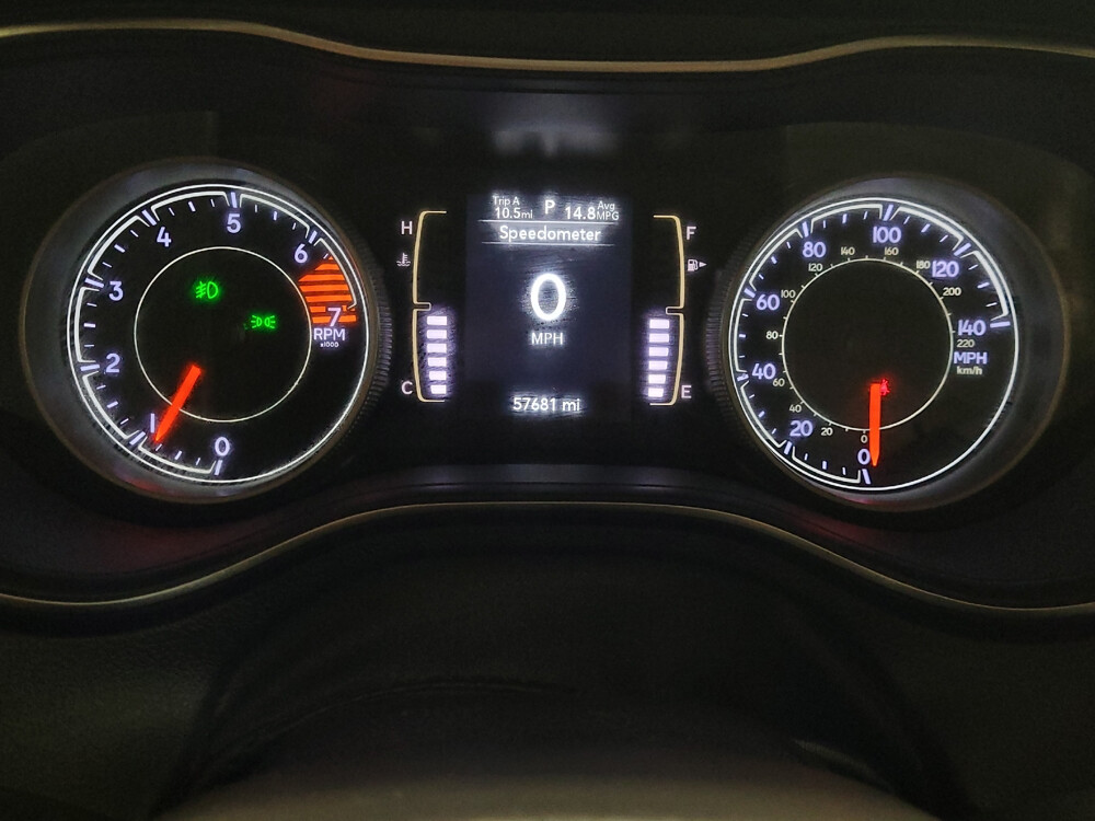 2019 Jeep Cherokee in Tulsa, OK 74145 - 18087156 23