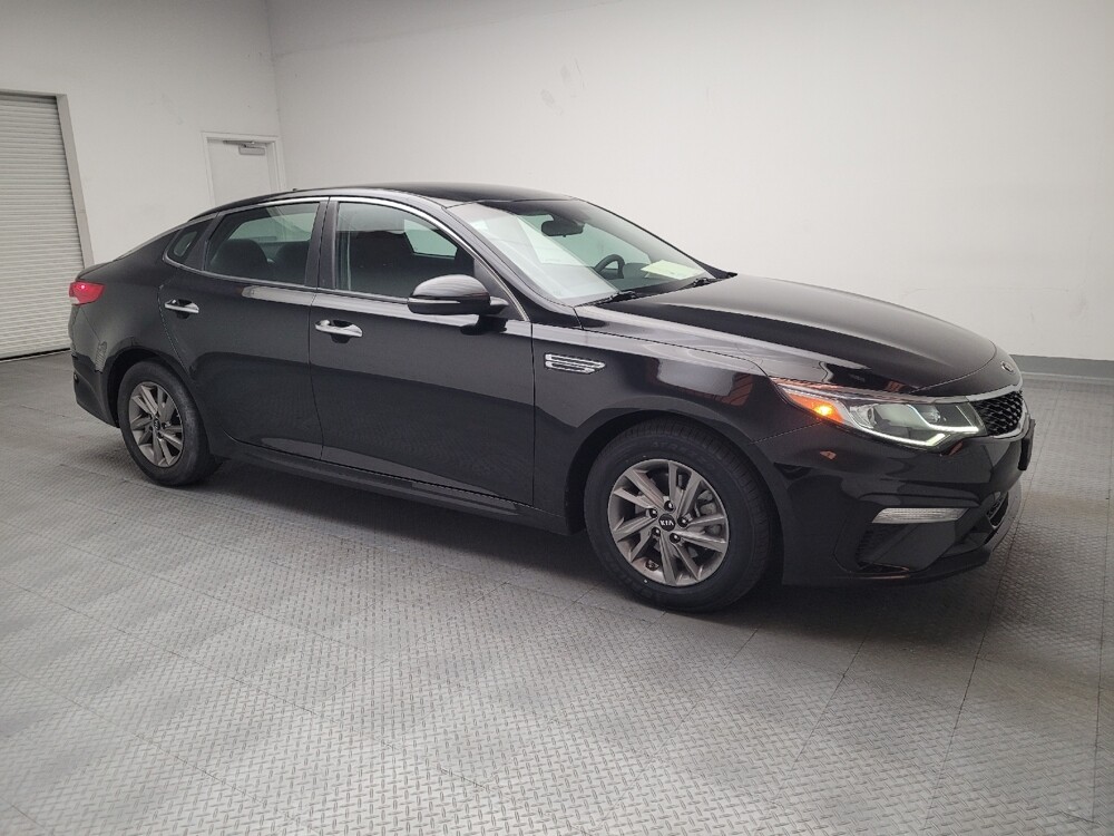 2019 Kia Optima in Downey, CA 90241 - 18087162 11