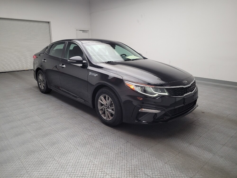 2019 Kia Optima in Downey, CA 90241 - 18087162 13