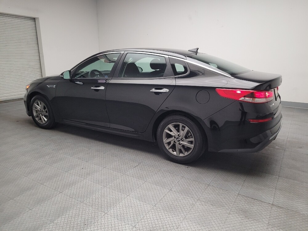 2019 Kia Optima in Downey, CA 90241 - 18087162 3