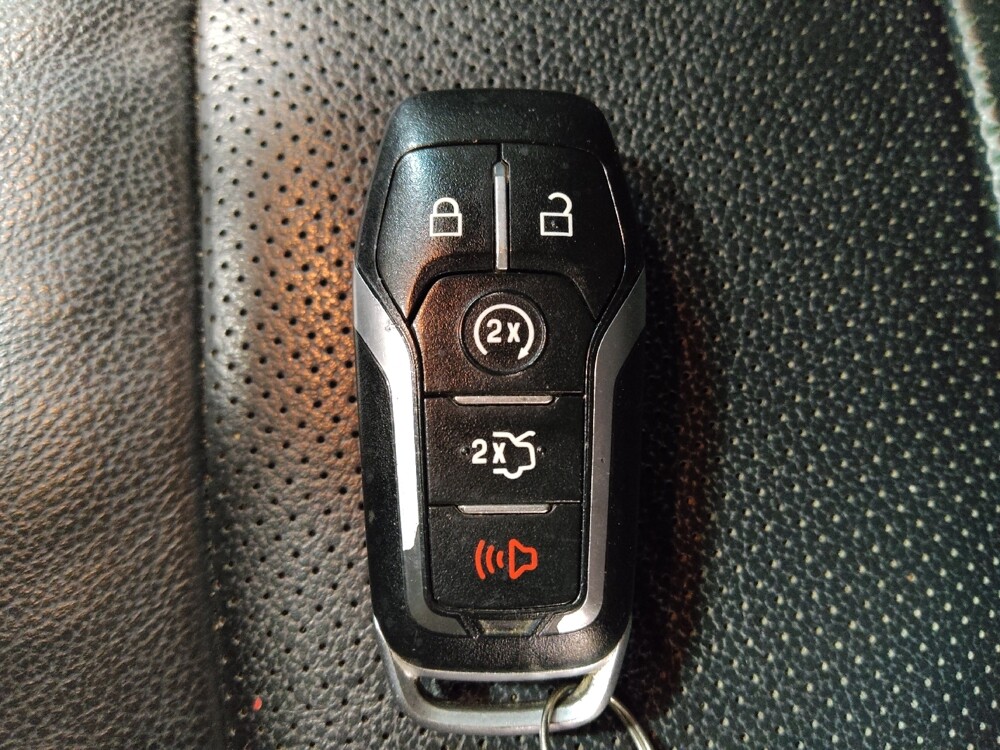 2017 Ford Explorer in Tulsa, OK 74145 - 18087166 32