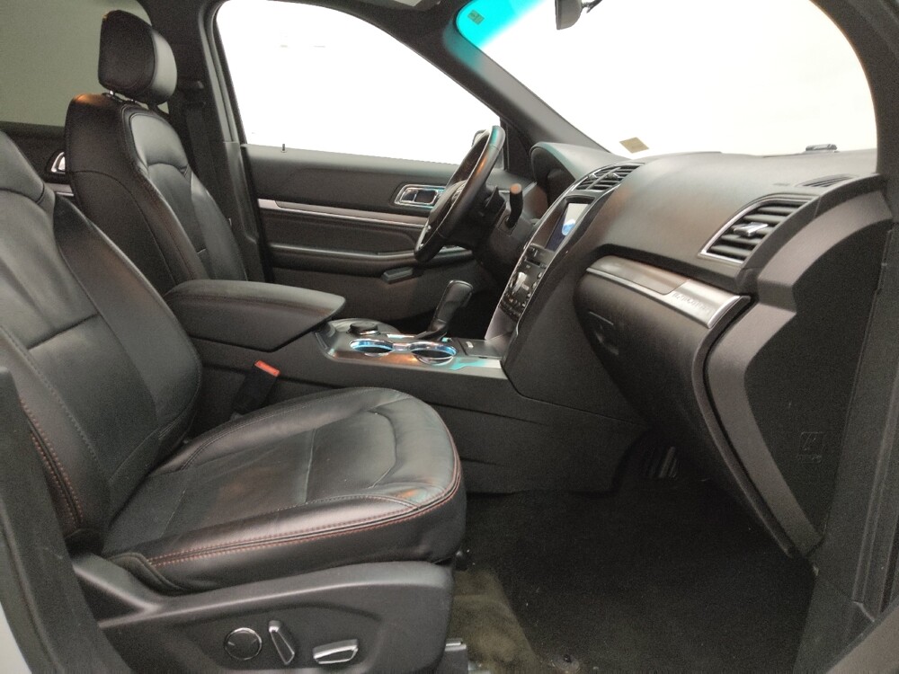 2017 Ford Explorer in Tulsa, OK 74145 - 18087166 21