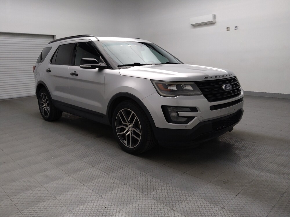 2017 Ford Explorer in Tulsa, OK 74145 - 18087166 13