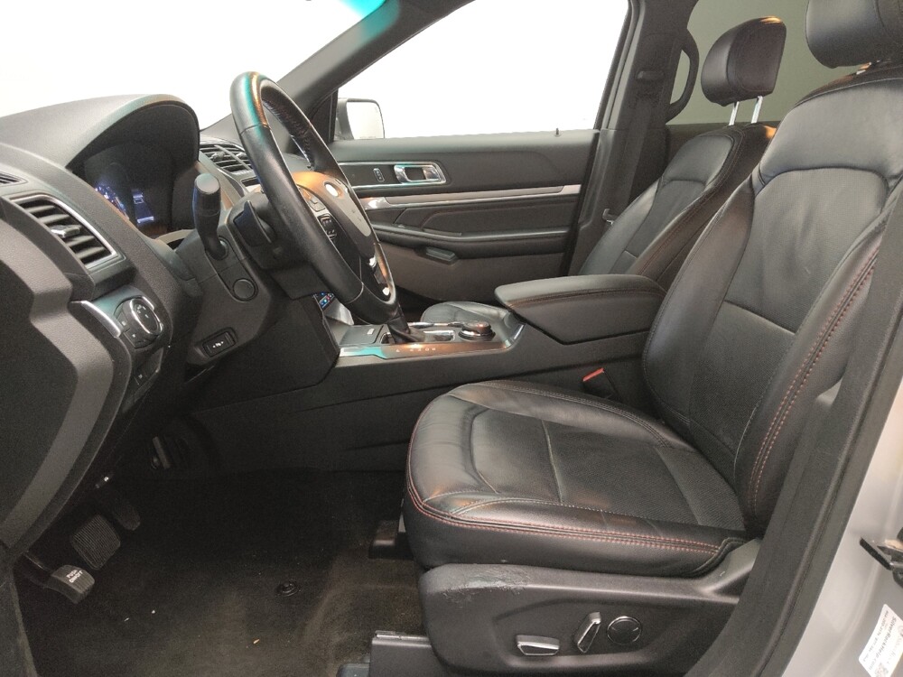 2017 Ford Explorer in Tulsa, OK 74145 - 18087166 17