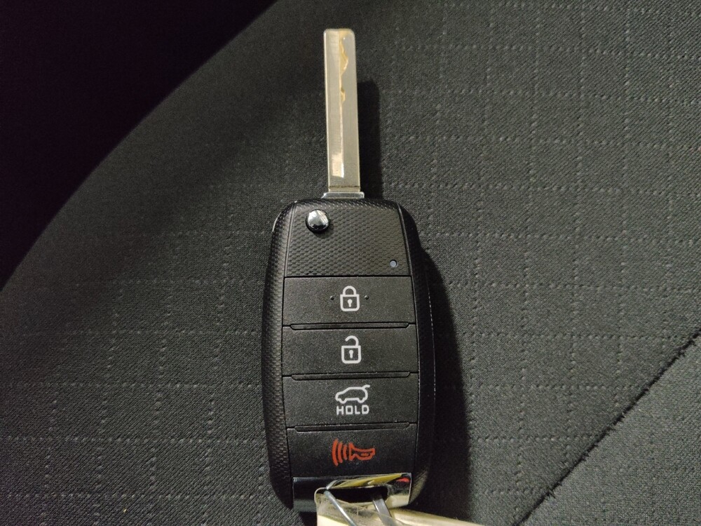 2020 Kia Sorento in Fort Worth, TX 76116 - 18087167 32