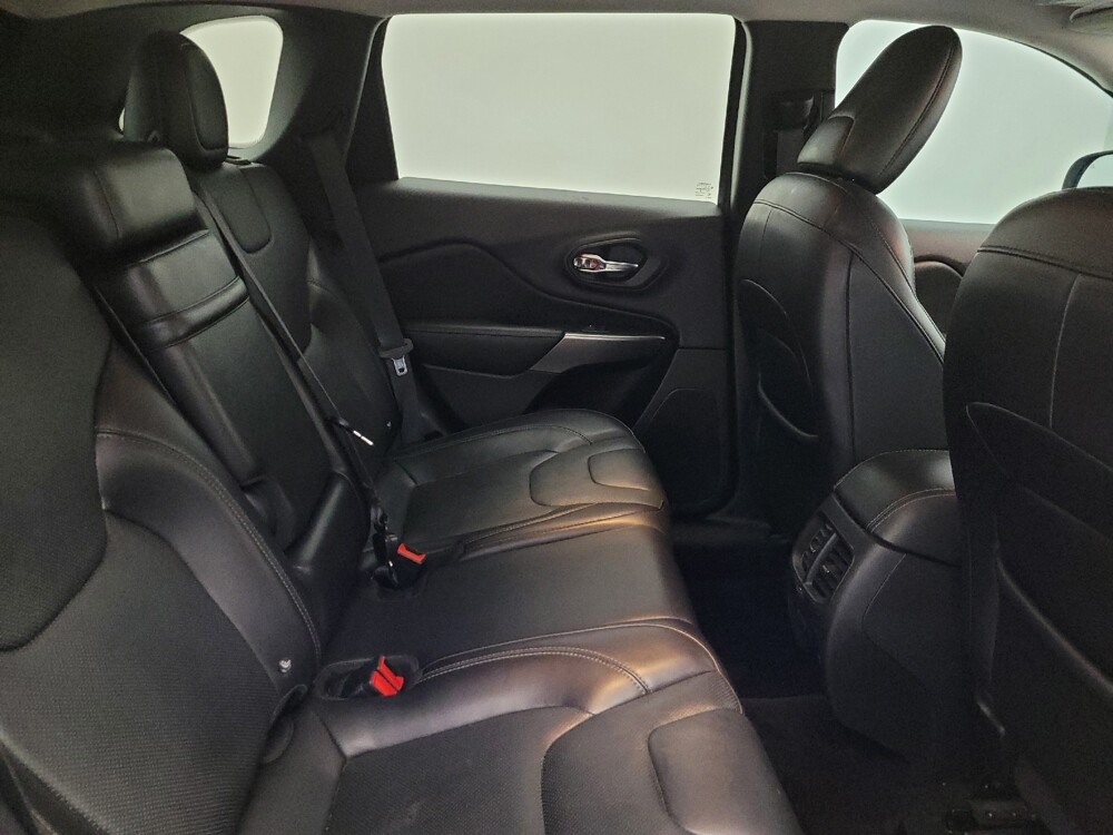 2019 Jeep Cherokee in Chandler, AZ 85225 - 18087177 19