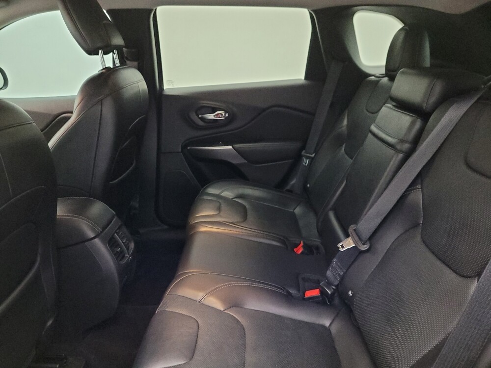 2019 Jeep Cherokee in Chandler, AZ 85225 - 18087177 18