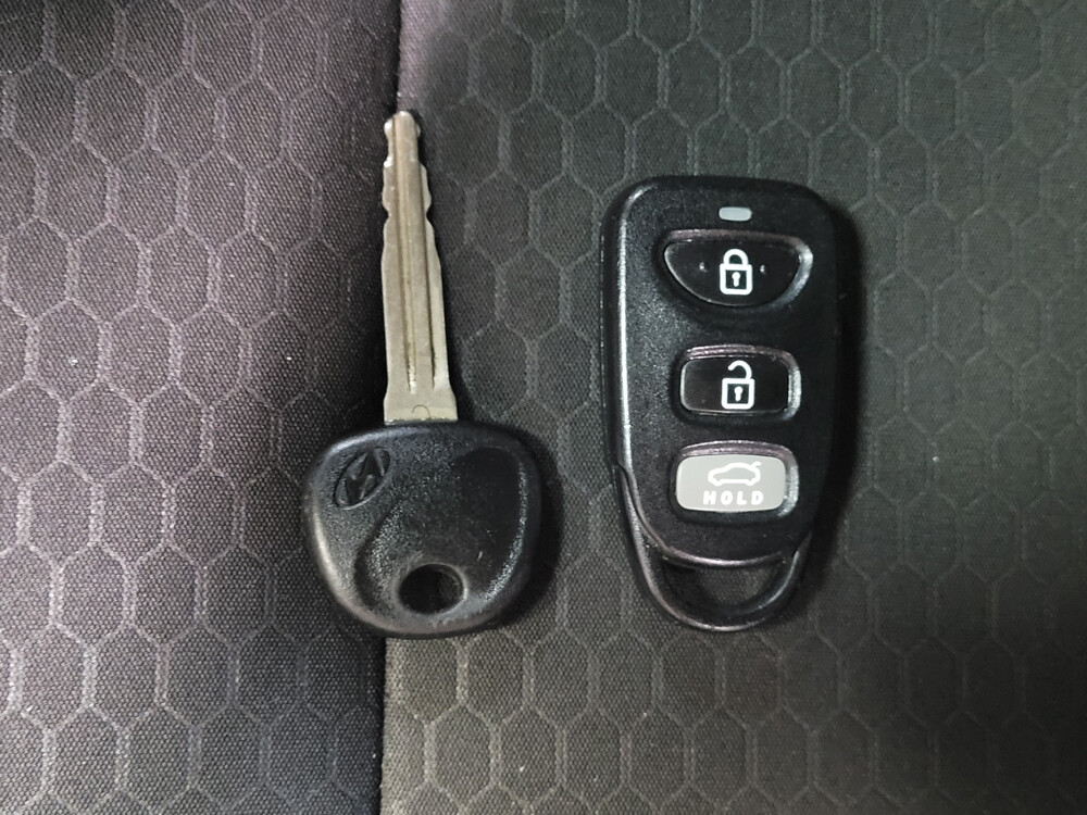 2020 Hyundai Elantra in Ocala, FL 34471 - 18087187 32