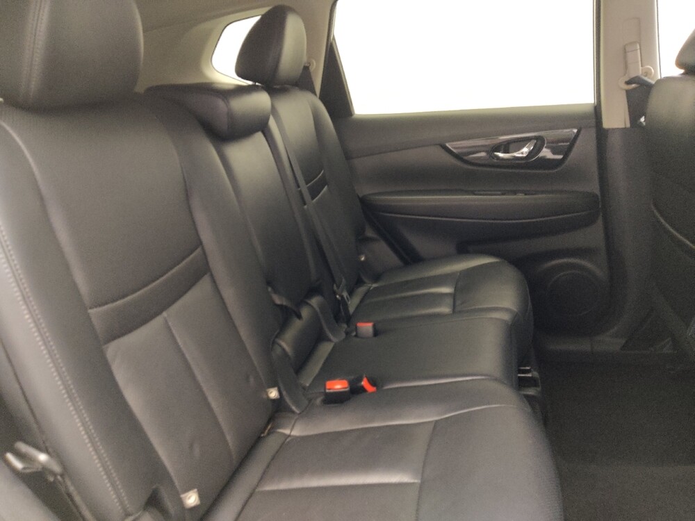 2019 Nissan Rogue in Orlando, FL 32808 - 18087192 19