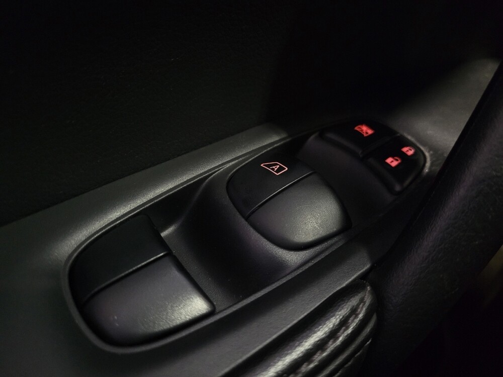 2019 Nissan Rogue in Orlando, FL 32808 - 18087192 27