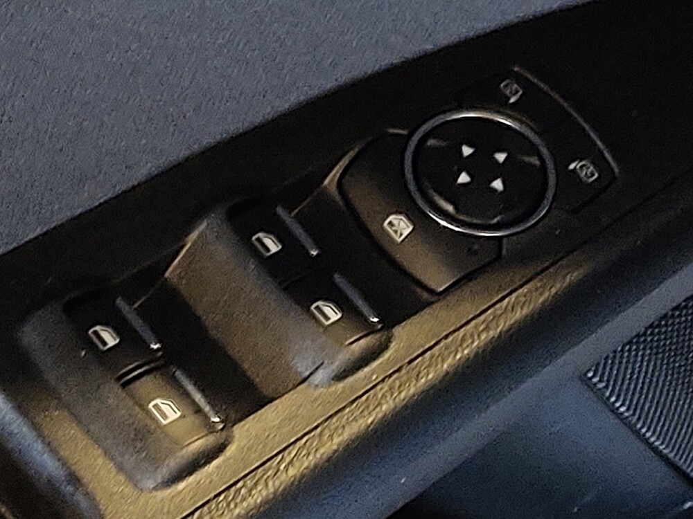 2019 Ford Fusion in Savannah, GA 31419 - 18087202 27