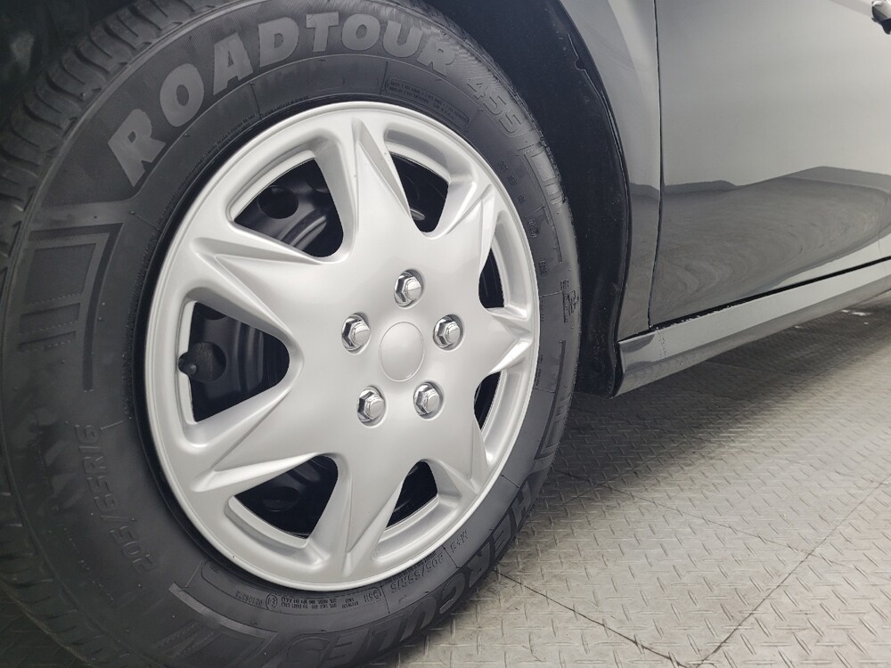 2021 Toyota Camry in Lauderdale Lakes, FL 33313 - 18087203 31