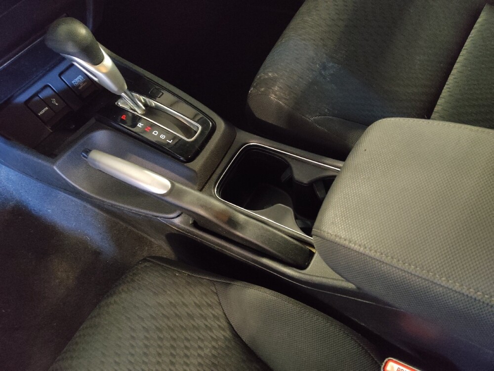 2015 Honda Civic in Mobile, AL 36606 - 18087204 26