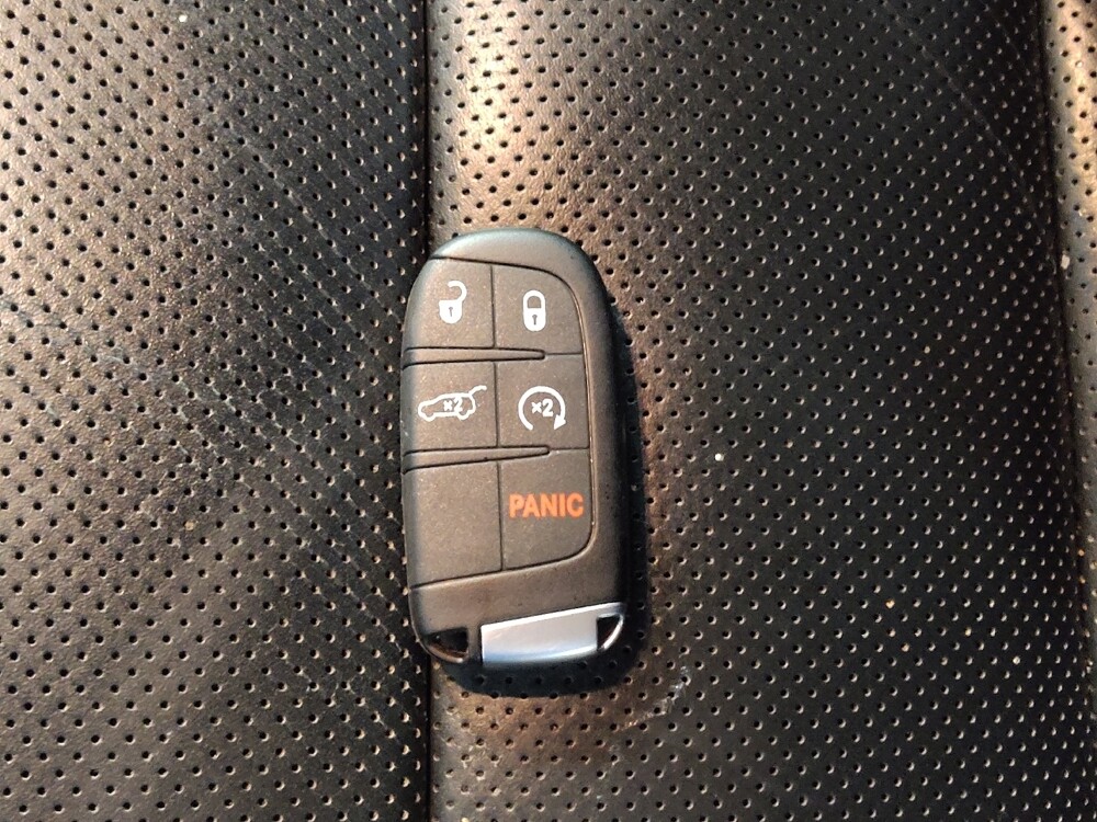 2015 Jeep Grand Cherokee in Columbia, SC 29210 - 18087214 32