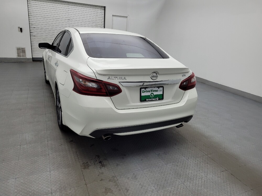 2017 Nissan Altima in Fayetteville, NC 28304 - 18087220 6