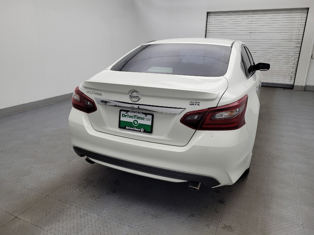 2017 Nissan Altima in Fayetteville, NC 28304 - 18087220 7