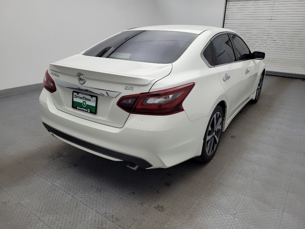 2017 Nissan Altima in Fayetteville, NC 28304 - 18087220 9