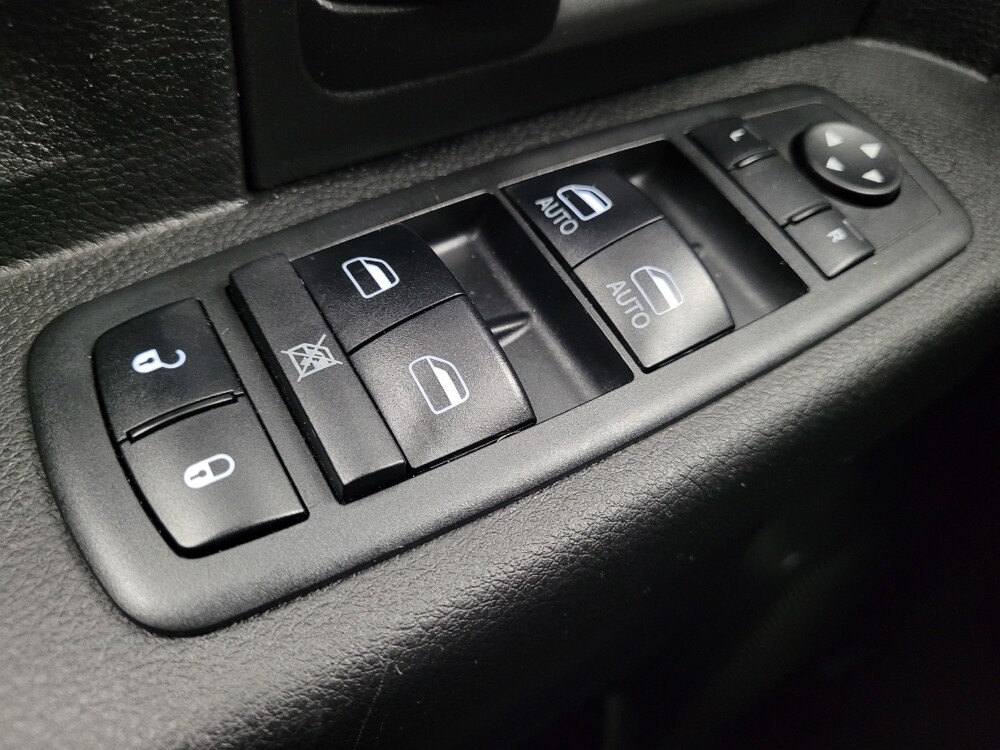 2018 RAM 1500 in St. Louis, MO 63136 - 18087233 27