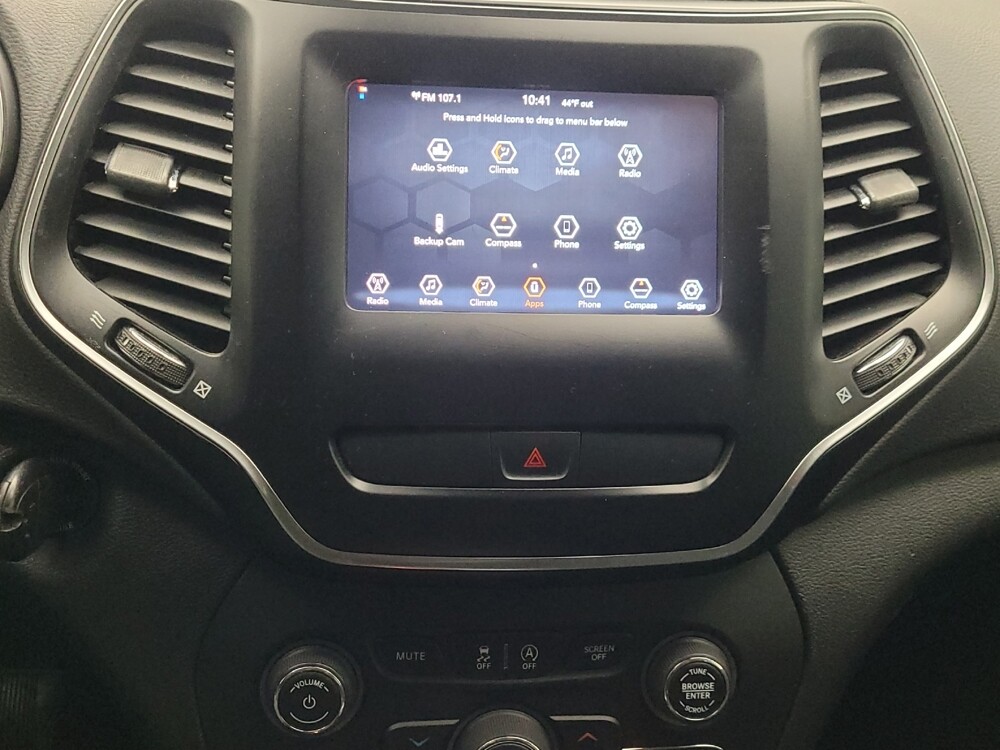 2019 Jeep Cherokee in Memphis, TN 38115 - 18087239 25