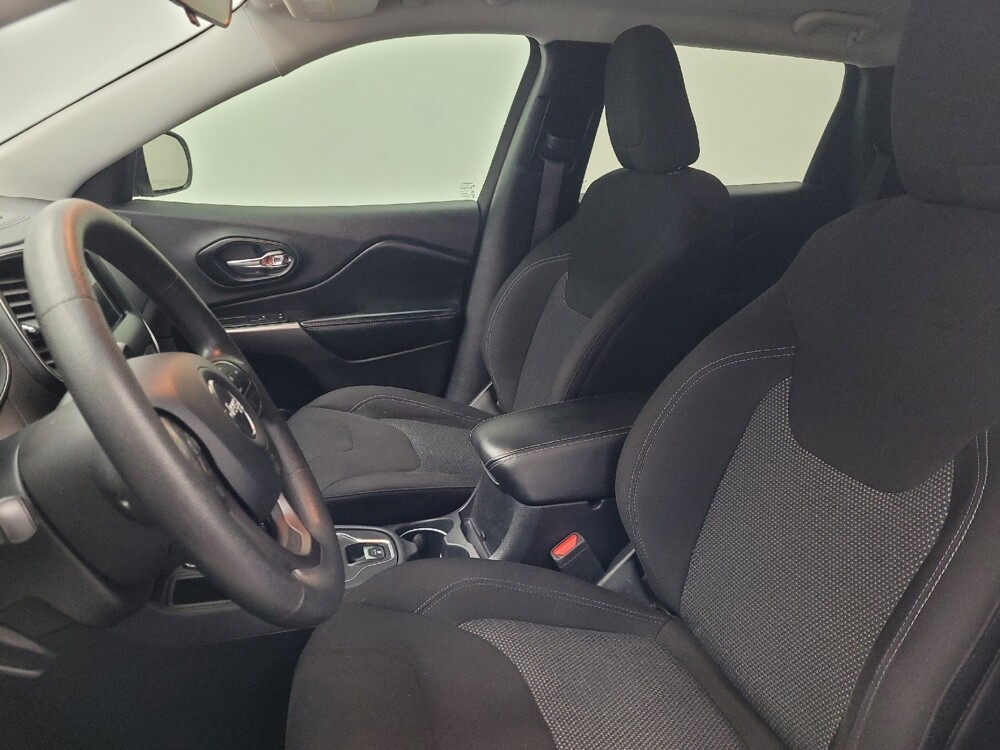 2019 Jeep Cherokee in Memphis, TN 38115 - 18087239 17