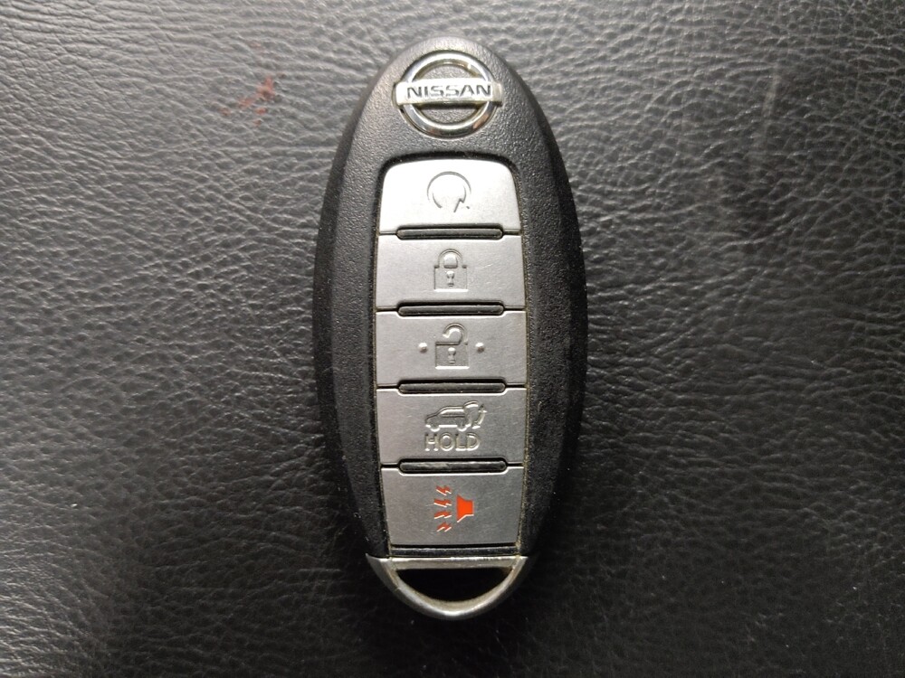 2016 Nissan Pathfinder in Live Oak, TX 78233 - 18087243 32