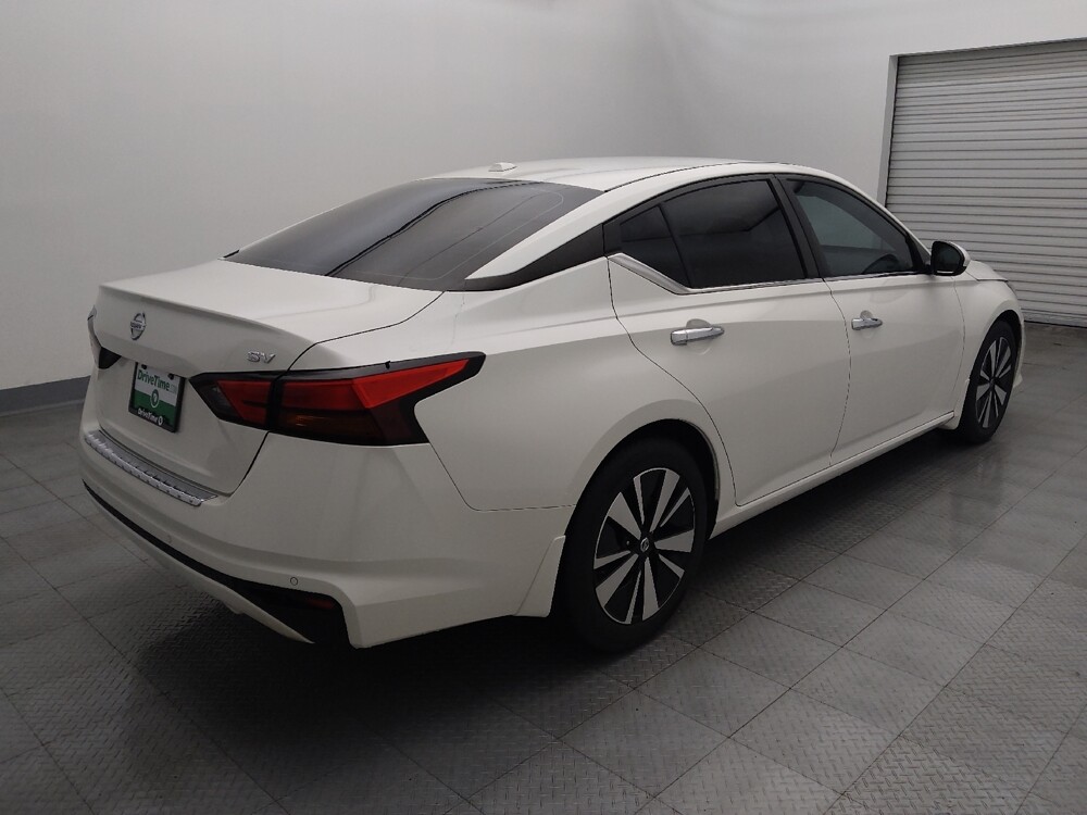 2022 Nissan Altima in Houston, TX 77034 - 18087245 9