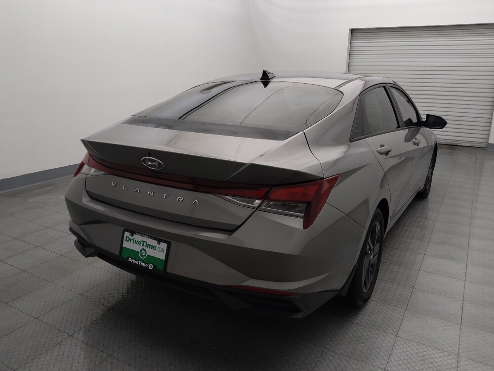 2022 Hyundai Elantra in Houston, TX 77060 - 18087247 7