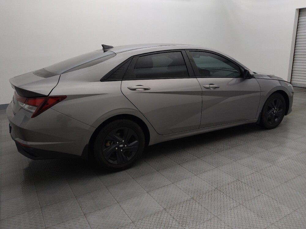 2022 Hyundai Elantra in Houston, TX 77060 - 18087247 10