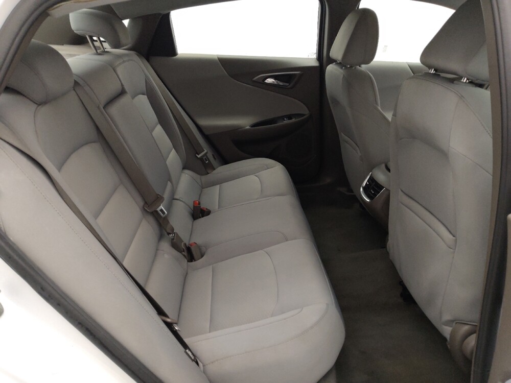 2022 Chevrolet Malibu in Houston, TX 77074 - 18087248 19