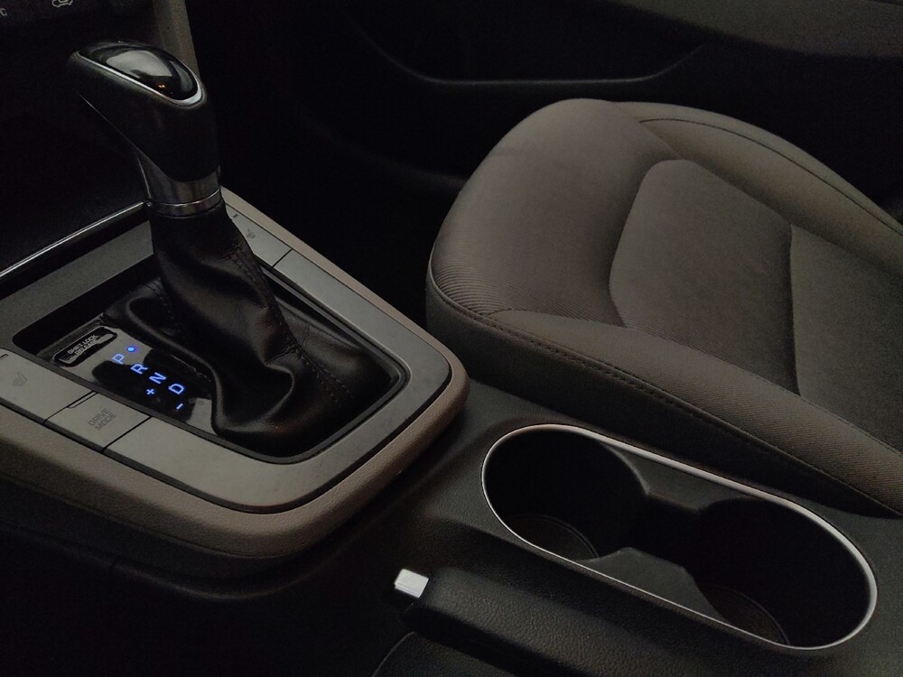 2017 Hyundai Elantra in Baton Rouge, LA 70816 - 18087251 26